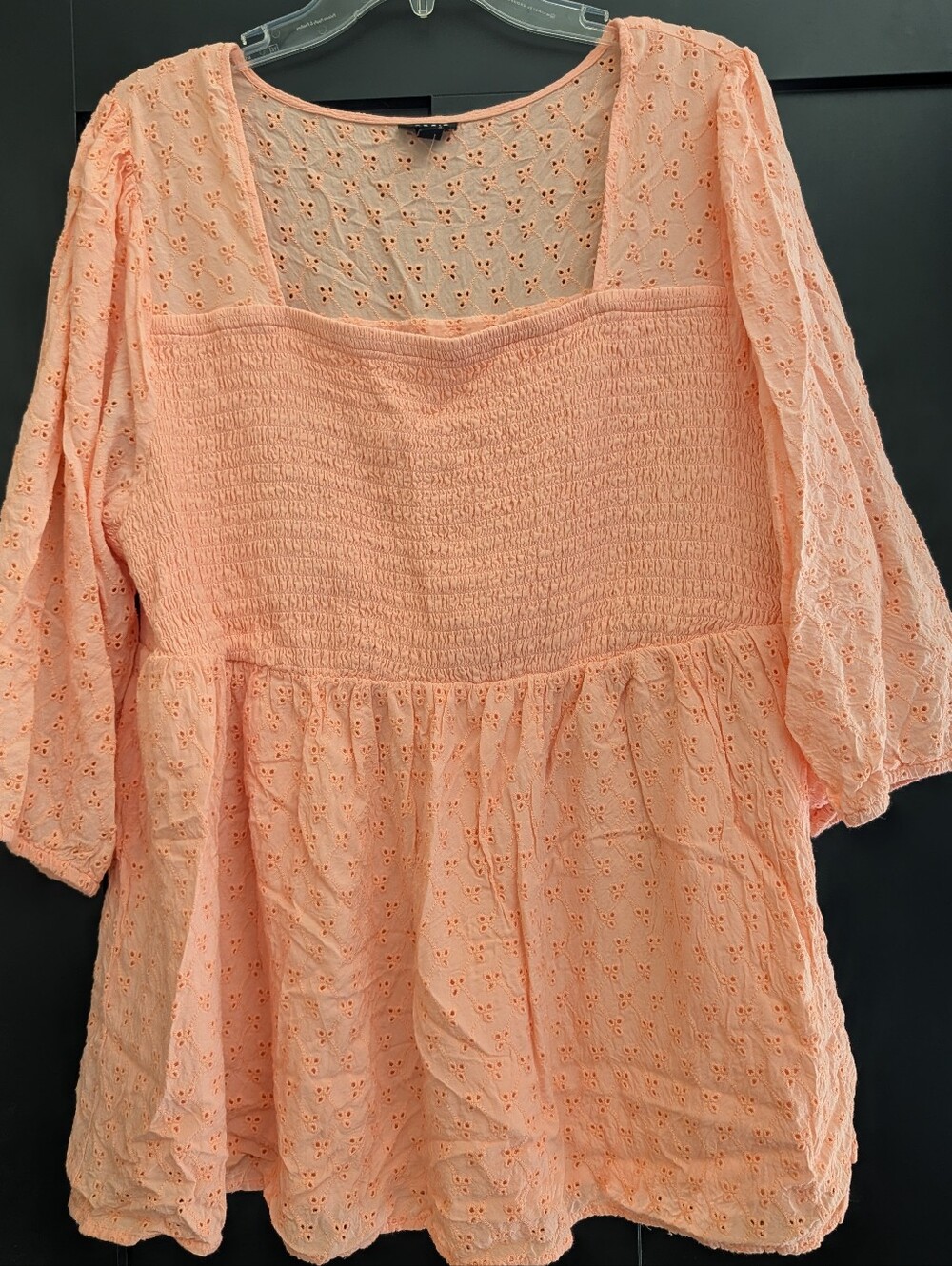 Torrid Size 3 Smocked Babydoll Top In Voile Eyelet Peach New - Picture 2 of 4